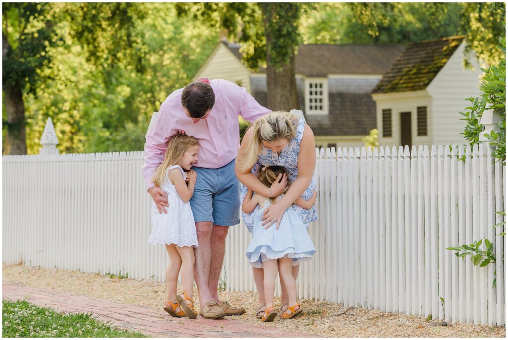 Colonial Williamsburg, Va family portrait session by Jessica Barrett Photography